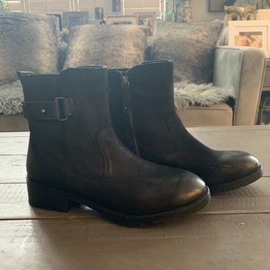 Black Darius Nubuck Boot